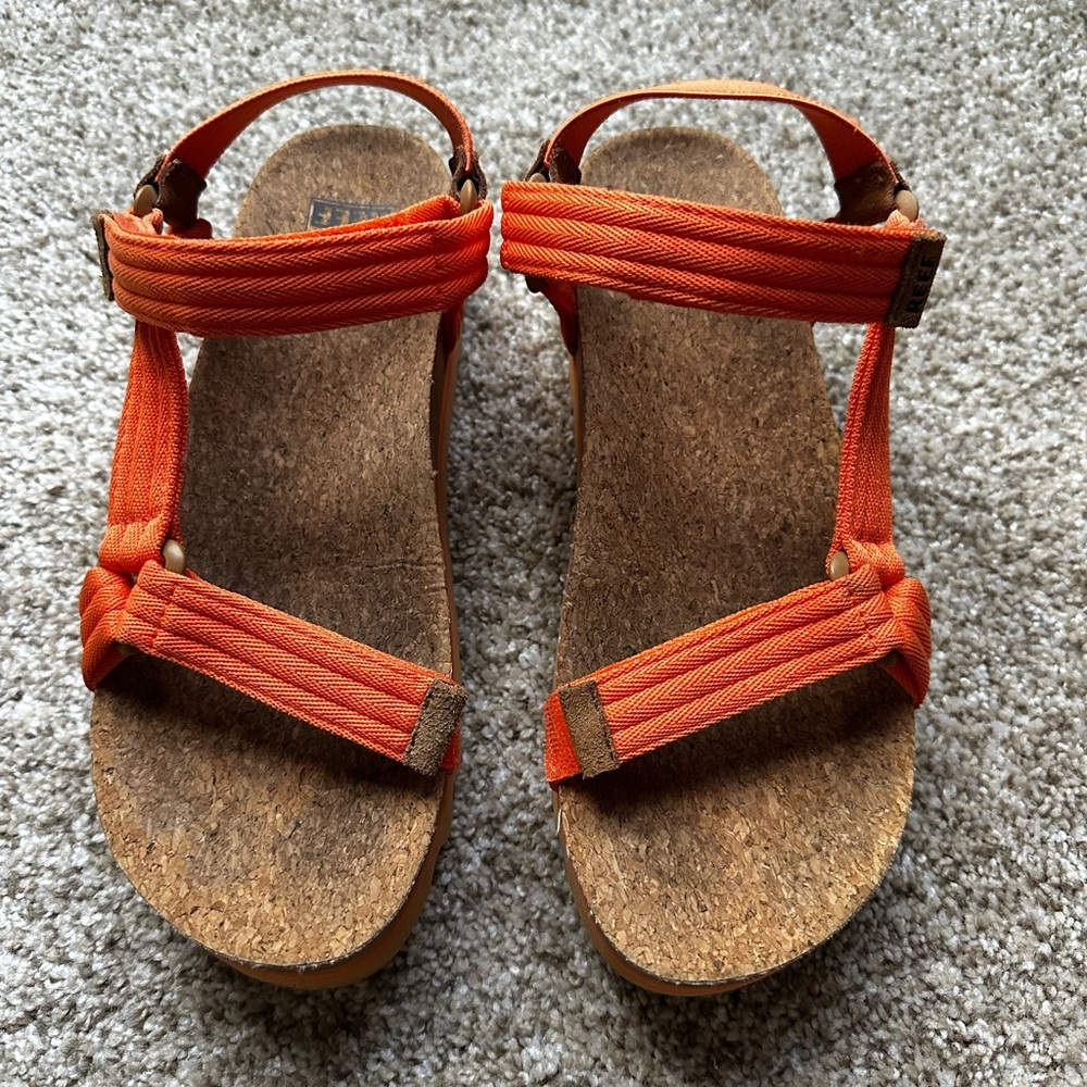 Reef  Women’s Orange Platform Sandals - Picture 3 of 6